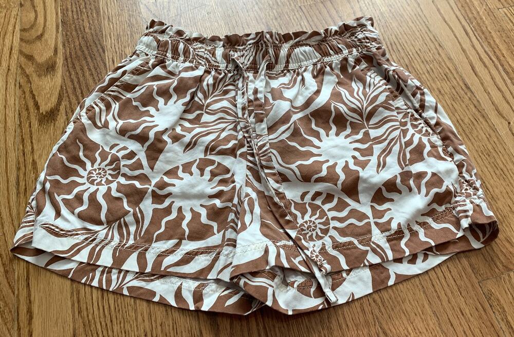 Nicole Miller Sunburst Pattern Brown & White Shorts Stretch Waist Size Small